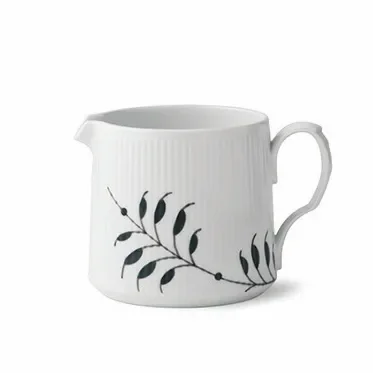 Black Fluted Mega svart moderne kanne v:1638332