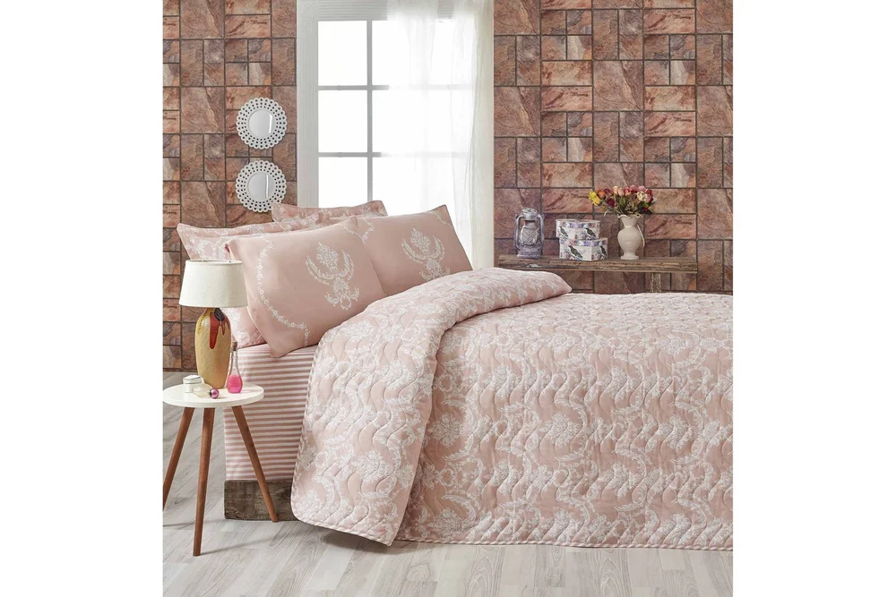 Eponj Home Sengeteppe Dobbelt 200×220+2 Putetrekk Quiltet v:2225542 Eponj Home Sengeteppe Dobbelt 200×220+2 Putetrekk Quiltet v:2225542